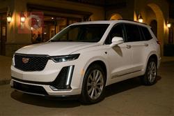 کادیلاک XT6